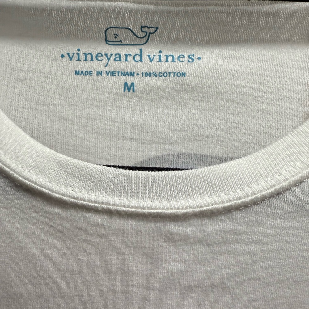 NWT Vineyard Vines Women's USA Flag Whale Short-Sleeve Pocket Tee - Picture 4 of 8